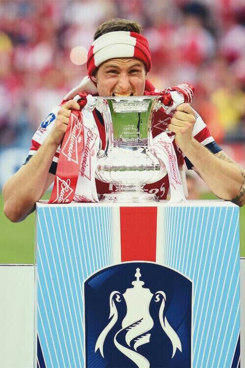 Footballosky's tweet photo. Hoy ha sido un día especial. ¡Buenas noches! http://t.co/PAiAif0wwo