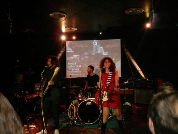 Stagesurfing's tweet photo. #montemadre en la #salamonasterio garajeo galáctico increíble!!! http://t.co/I63NCLjqs9