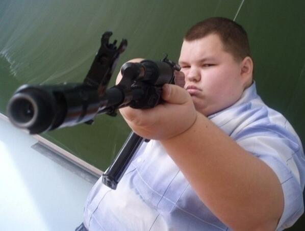 rifmibro's tweet photo. Я не из города, где разводят мосты!
Я из города, где за биг мак дают пизды! http://t.co/TTQeOETPVl