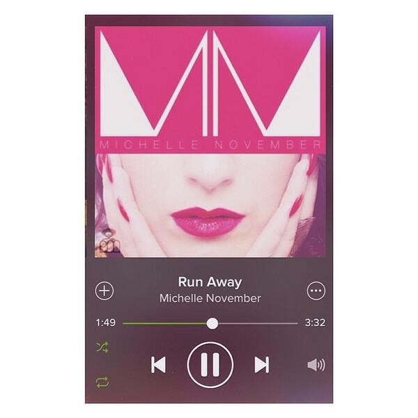 I_LuvHipHop's tweet image. #ILuvHipHop
Check out my Bali-girl @michellenovember on #spotify and #iTunes👆 Girl sure can sing! #youtube #music #r…