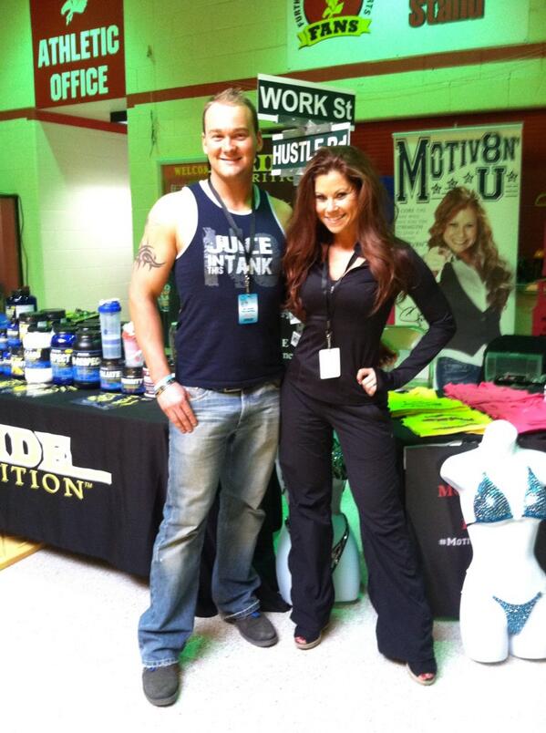 motiv8nu's tweet photo. ☺️👍Ty!!RT @FeelFitastic: #teamfitastic meets @motiv8nu The ladies killed it!! http://t.co/nI5CBPwHwK