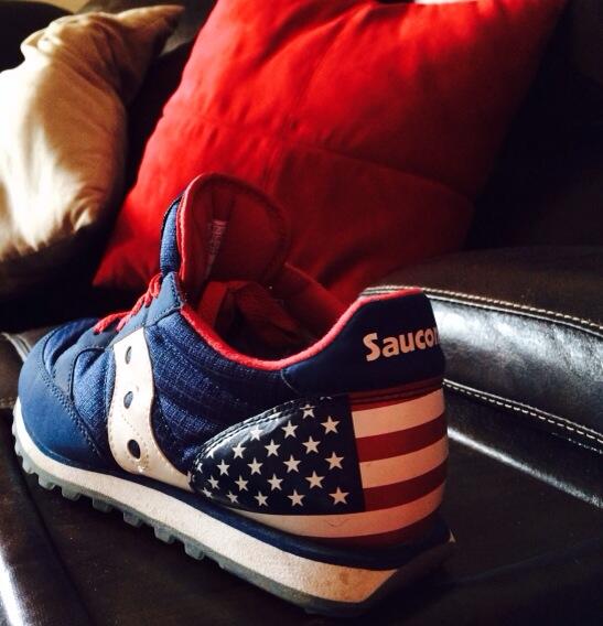 saucony flag shoes