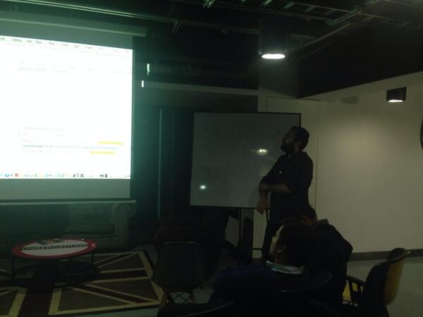 LatamDev_'s tweet image. Sigue el equipo crossover del #bogoDevFc iOS unity