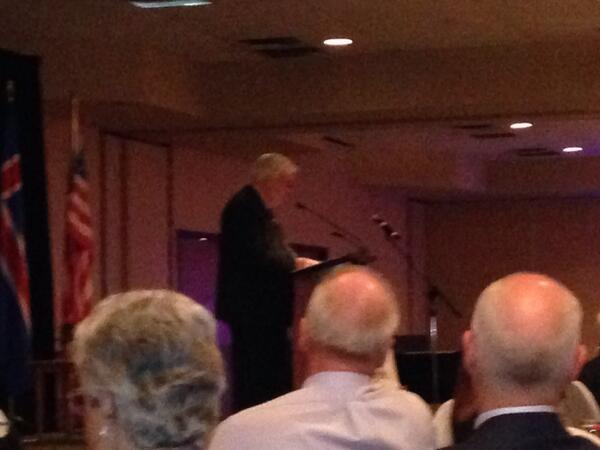 IcelandCanadianFrón tweet media