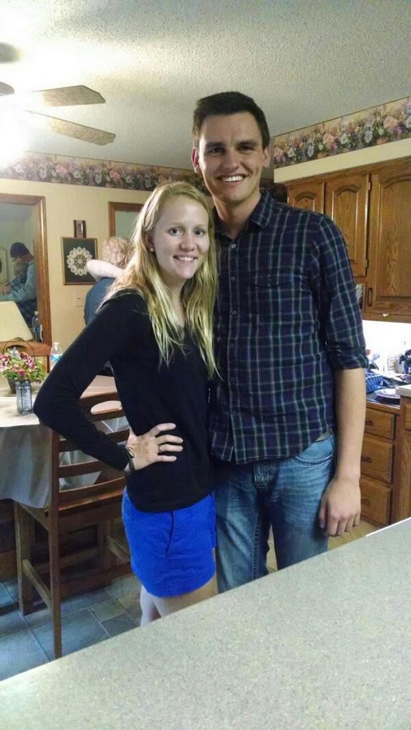 trennabruhe's tweet image. This kid is pretty alright in my book too, even though he leaves alone with Aunt Paula and Amy. #SibLove #TallKid