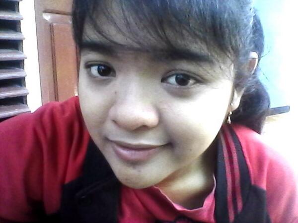 novaherminrechy's tweet photo. kalau begini gak kelihatan kalau lagi sakit #GWS for me http://t.co/RLaHqHRnG7