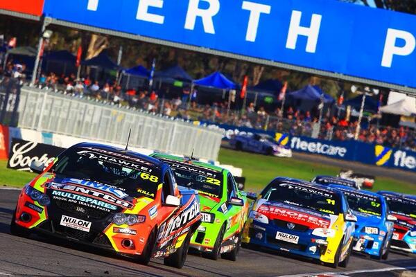 v8superutes's tweet image. Catch all the V8 Ute Race 3 action from the Perth 400 at 3pm (EST) today on Network 7 #V8Utes #Perth400