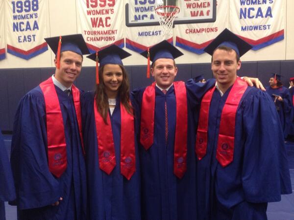 BillyFoxxx's tweet photo. Chuck Willy and the engineering bros. So chill to be an engineer. #jahfeel #sydneysmith #huhgraduate http://t.co/6SVbbGeMNf