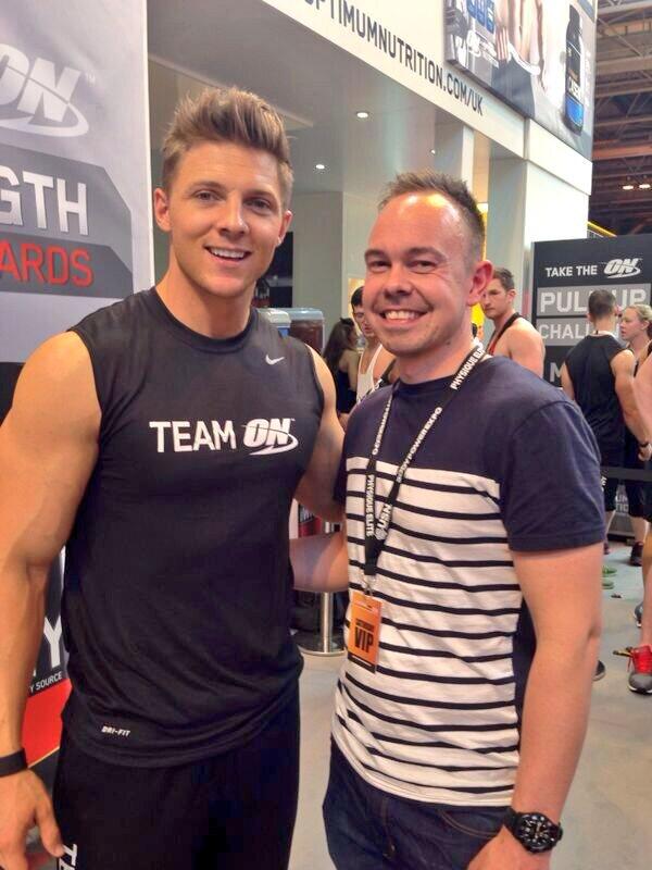 stoads27's tweet photo. After 2 hour wait finally got to meet @stevecook_32 http://t.co/KgQqEK0iB1