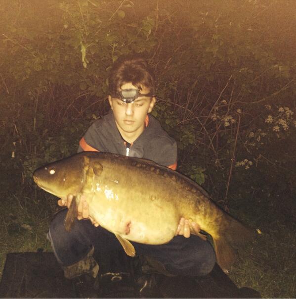 pearcyy81's tweet photo. PB 24.8 @luckycarper http://t.co/86CVxiMPpW