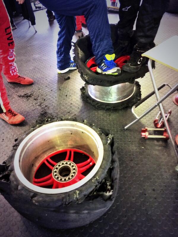 WalkinshawTWG's tweet image. GT AND JC both suffer popped tyres damaging their race positions #Frustrating #V8SC #Perth400