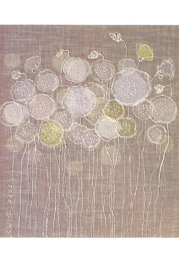 nino953's tweet image. Ткань и нитки создают нежную красоту...