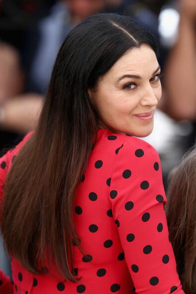 BellucciNet's tweet photo. Monica Bellucci attends the "La Meraviglie" photocall during the 67th Annual Cannes Film Festival http://t.co/APGt5jP2XF