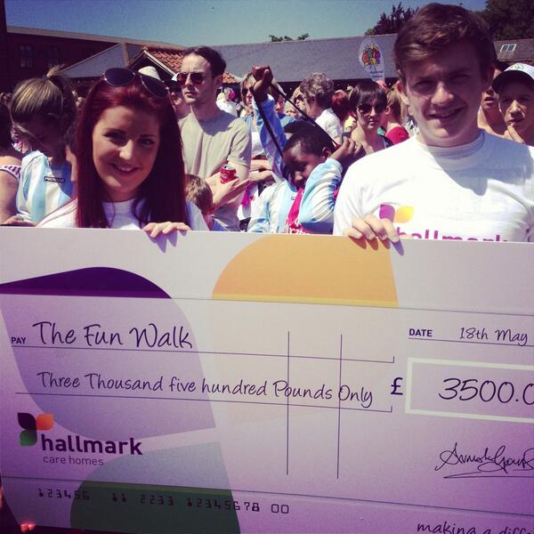 HallmarkCare's tweet image. We're at the @billericayessex #Billericay Fun Walk, raising money for @CareFund