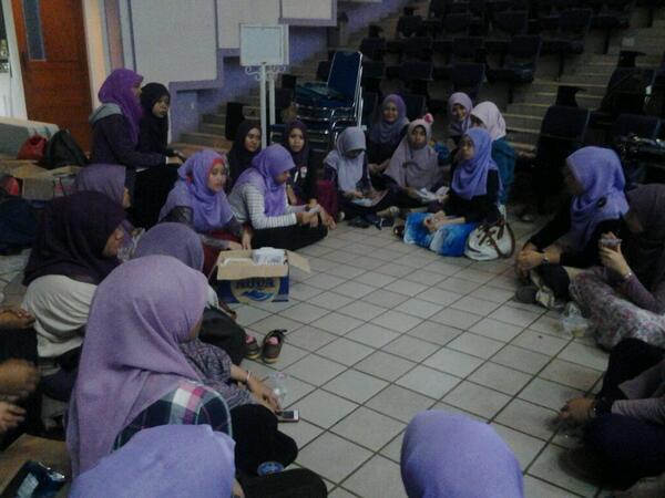 Muslimah Fest FKM UI tweet media