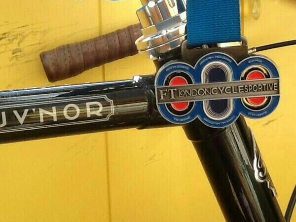 GuvnorsAssembly's tweet photo. If you have seen or just purchased a Guvnor with this GB headset, its STOLEN.. Please contact us, discretion assured http://t.co/rQTI00V4IW