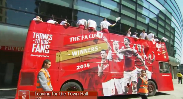 640 Gambar gambar bus arsenal Terkini