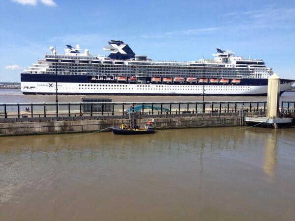 Amazing ship docking at liverpool - it's like a mobile skyscraper - just looks #awesome #itsliverpool #river #cruise