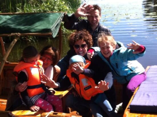 Weekendje weg. Slapen bij boer de Baat, varen in de sampan daarna <a href="/TheetuinHHH/">HannesHeerlijkHeid</a> alles op 5 km