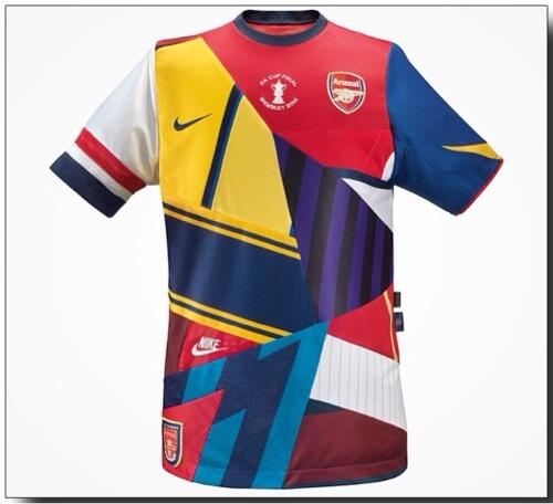 Jerseyforum's tweet photo. Barusan nemu di soccerbible kalo Nike bikinin commemorative shirt buat Arsenal stlh juara FA semalem. http://t.co/crnt5AjQDs