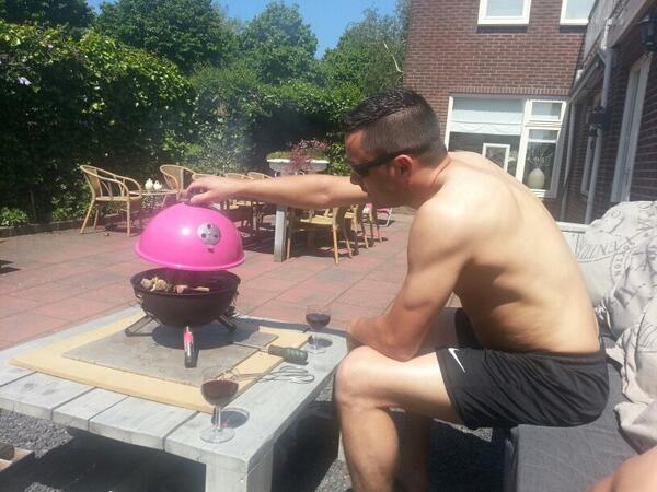 Top bbq van <a href="/KeurslagerUrk/">KeurslagerUrk</a> met die lkre @Keesromkes55 #hmmm