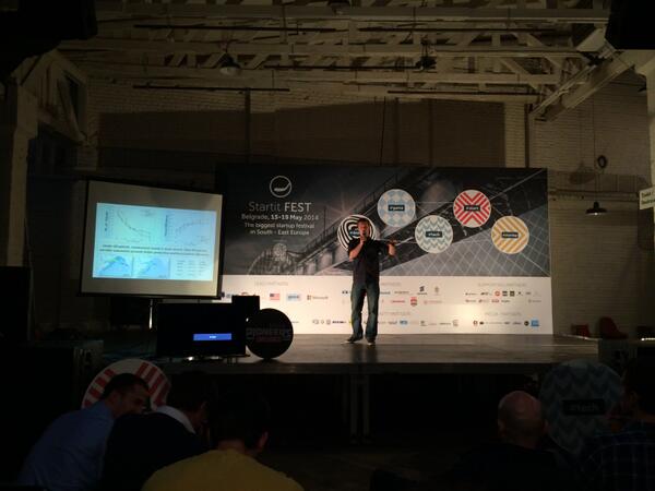 netokracija's tweet photo. Slušamo o piratima i dronovima na #PioneersUnplugged u Beogradu #StartitFest http://t.co/sOq26vDM6u