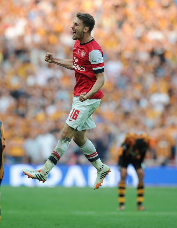 Arsenal's tweet photo. RETWEET if @aaronramsey was your man of the match #GunningForTheCup http://t.co/oEOquNvgey
