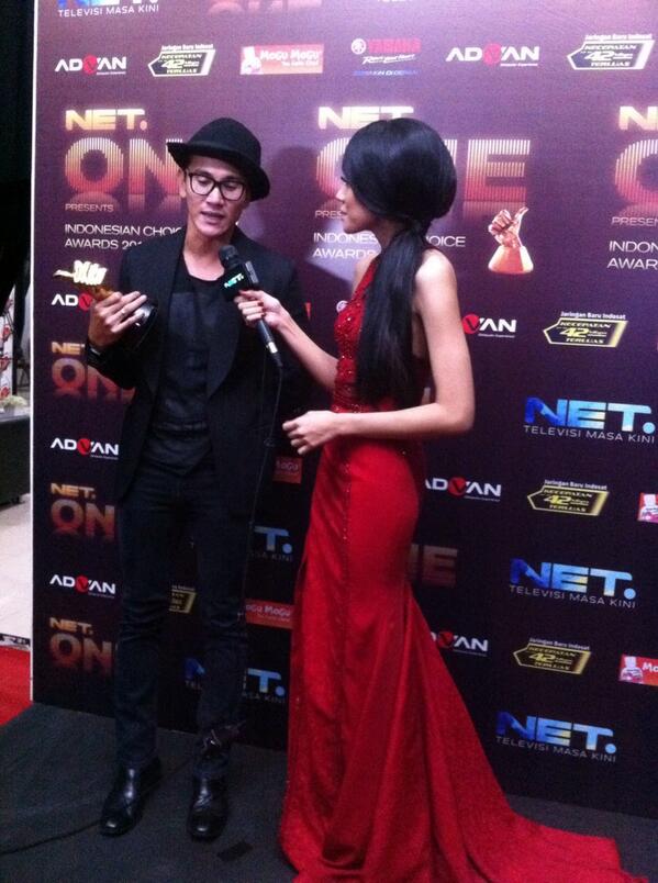 VGBFriends_SMG's tweet image. RT @netmediatama: Actor Of The Year! Congrats @_VinoGBastian #NET_ONE #HUT_NET