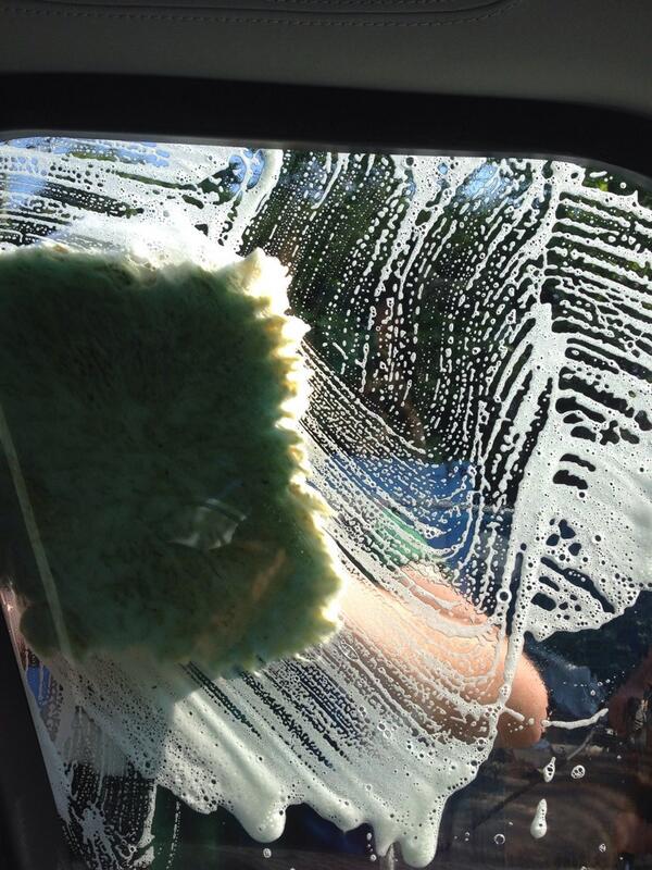 heelannz's tweet photo. Getting all cleaned up ahead of @TindallGolf day http://t.co/R7oodbiTh2
