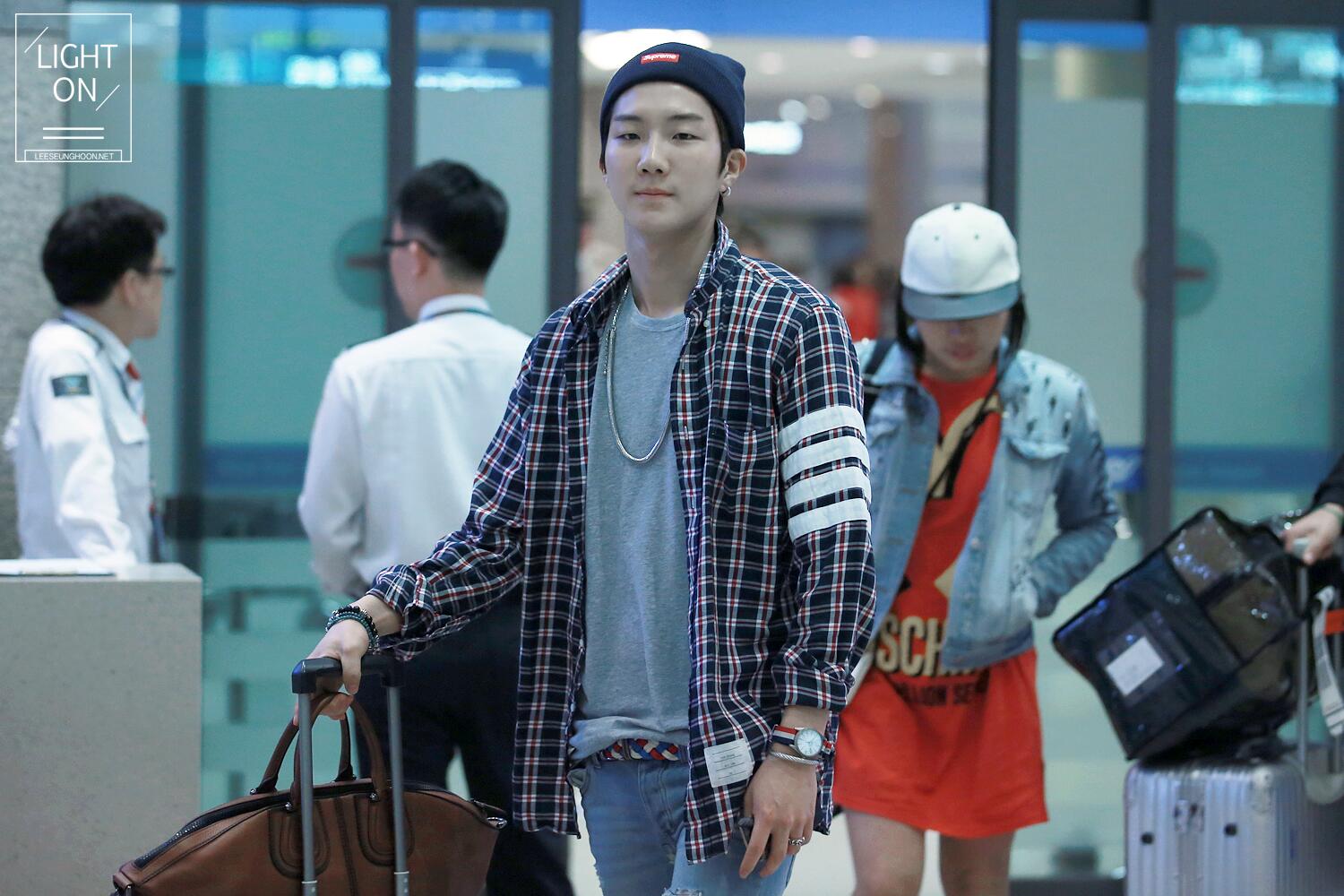 Bn7c686IMAELZae.jpg:large