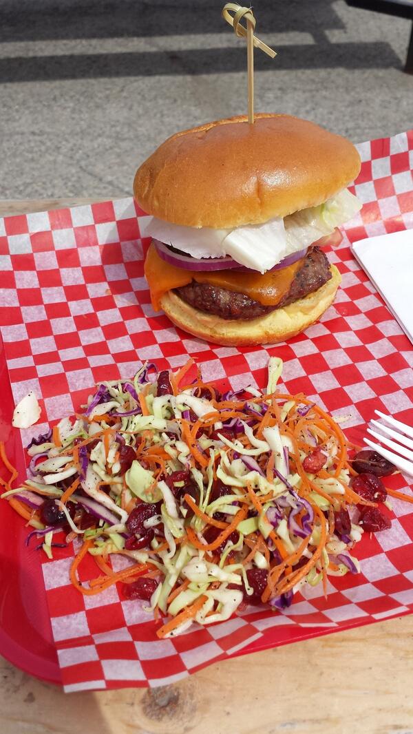 We're OPEN today at <a href="/KingslandFM/">Kingsland Market</a>, come &amp; visit us to try our #AwesomeBurger w/ chips or coleslaw for only $9!