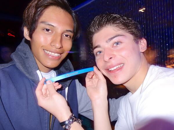 osnapitzmanny's tweet photo. @ryanochoa Today is 1 year since I made this #Ryanator bracelet! π http://t.co/x3lodLDA0N