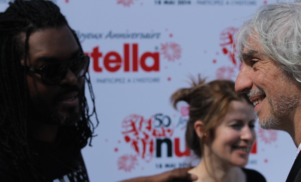 NutellaFR's tweet photo. Louis Bertignac arrive sur scène dans quelques minutes ! @TeamLouisB @kavanaghanthony #Nutella50BDay http://t.co/aK49zr5iSU