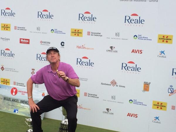 It's cigar time for Miguel Angel Jimenez - #OpenEspana2014 Champion.