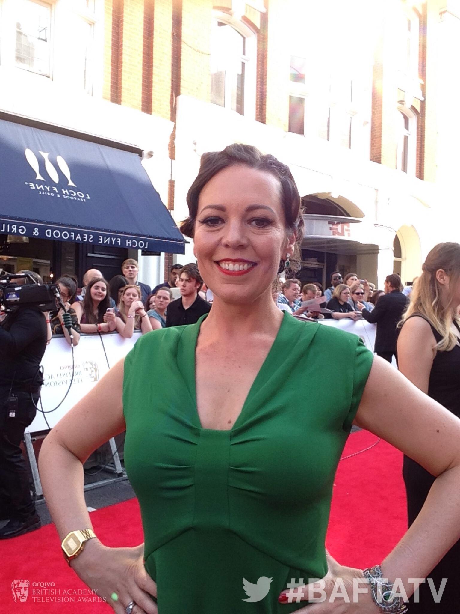 Olivia colman bafta dress sales