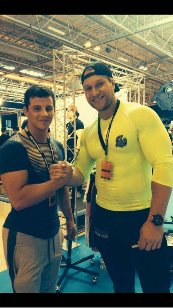 ElliottDunne's tweet photo. Deffo my highlight of the weekend, meeting @FuriousPete and a cheeky ogus cake in the background π @MattOgus #BP2014 http://t.co/KaCRMXrPy4