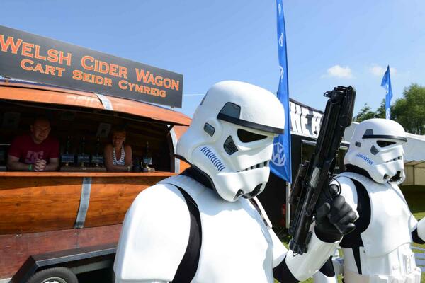 The most amazing sunshine today. Lots of great Vans and Storm Troopers #VWFest
