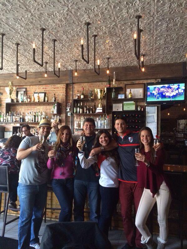 Desde Chicago celebrando!RIVER CAMPEÓN #RiverVuelveASerRiver <a href="/TellyRios10/">Telly Rios</a> <a href="/markvwerf/">Mark Vander Werf</a>