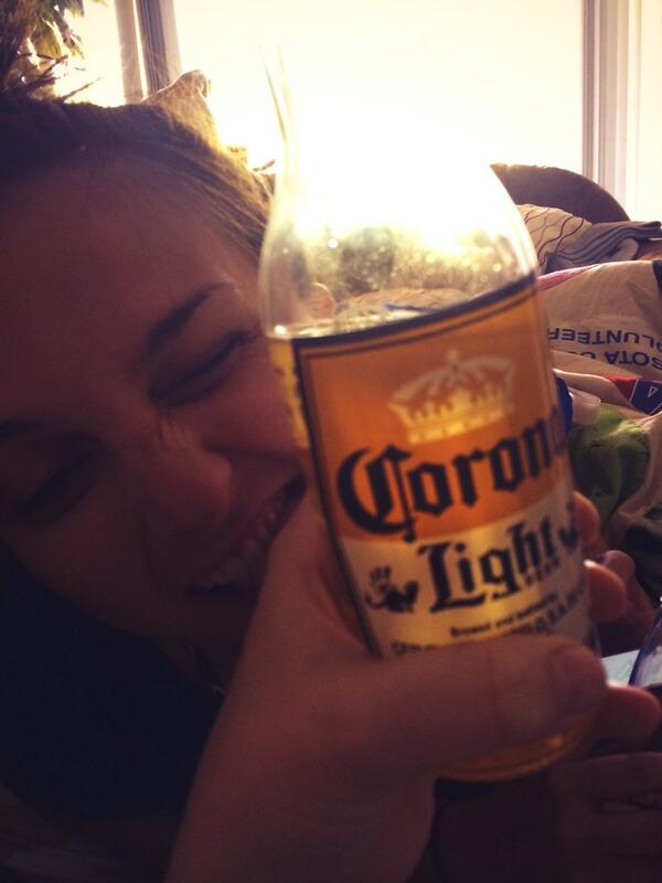 SandyCarmin's tweet photo. Grimlen hand and the old maid #KayCar http://t.co/MKZj29ivFw