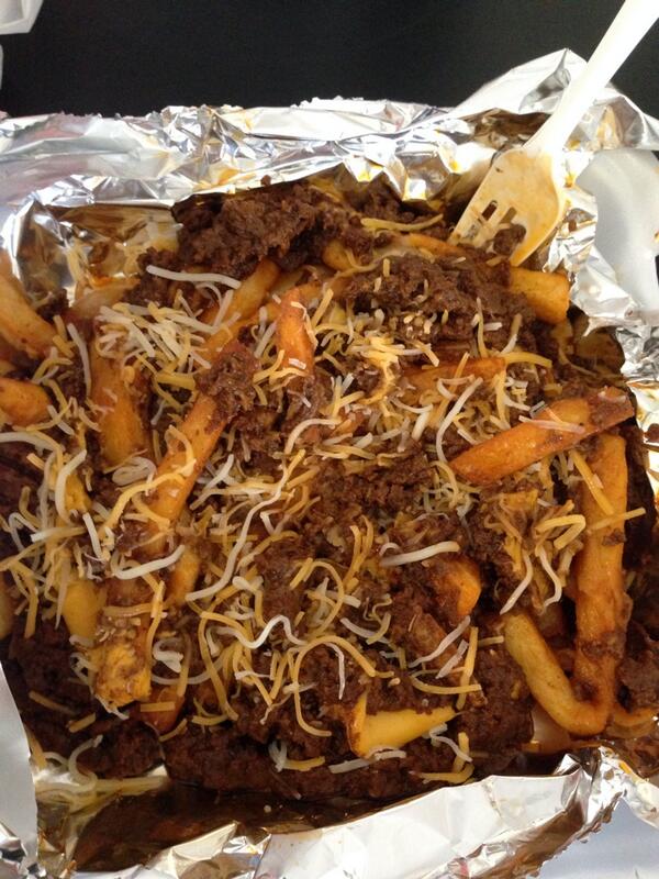 's tweet image. Chili cheese fries. ❤️ #wimpys