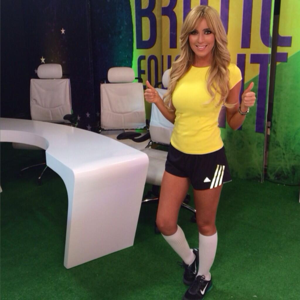 SHANIK ASPE on Twitter "El trago amargo del día es q nuevamente estoy