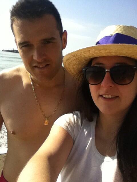 YasminaGP's tweet photo. Pues a dormir después de un finde perfecto en la playa con @francupra26 http://t.co/nyRGzsNytn