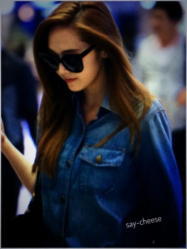 [PIC][19-05-2014]Jessica trở về Hàn Quốc vào sáng sớm nay Bn8qWMRIYAAhCPa