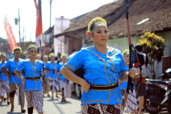 Prajurit wanita #IsranNoorMendengar #yogya <a href="/IsranOfficial/">Isran Noor</a>