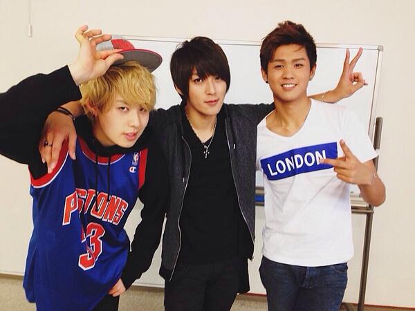 codev1012an's tweet image. 【拡散希望】CODE-V
何度もすみません。拡散するつもりなかったんですがやっぱり拡散することにしました!
札幌CUBEGarden 6月13日
1枚余っています!۬৺۬
気軽に声かけてください^^