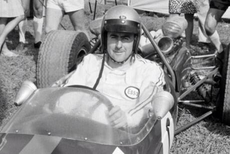 JaskowskiAuto's tweet image. RIP Sir Jack Brabham - A true Formula One icon.