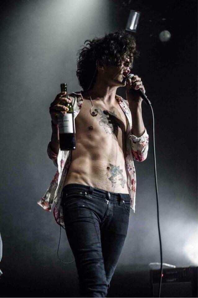 Tristan On Twitter Matty Healy Sex God Eky3yh1e7f