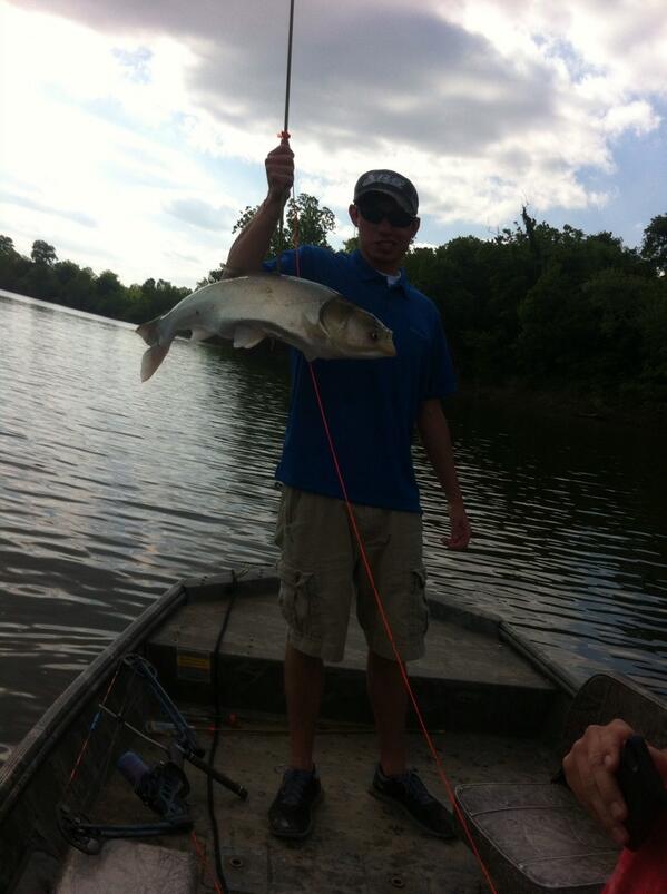 Daltondavis12's tweet photo. Had a fun Sunday fishing http://t.co/PxjNpTUWcJ
