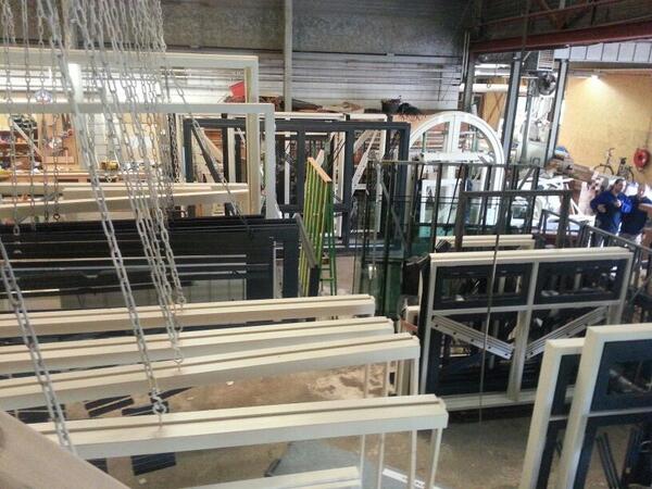 Volle bak #dudoktimmerfabriek #hout #kozijnen #lekkerbezigzijn