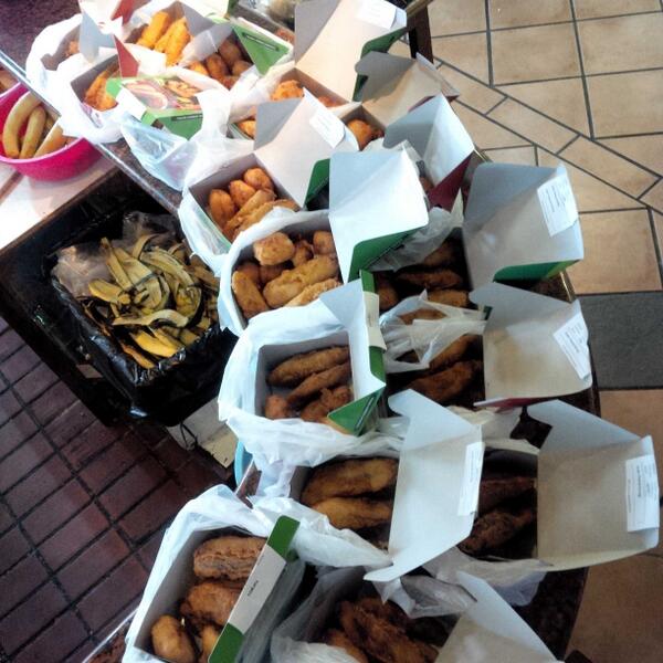 PiSManis's tweet image. Antrian pesanan PisManis. Mantap manisnya!
#Pisgor #Cemilan #Thebest #Pismanis